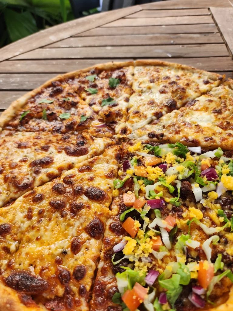 Manna Kitchen’s 4-in-1 pizza